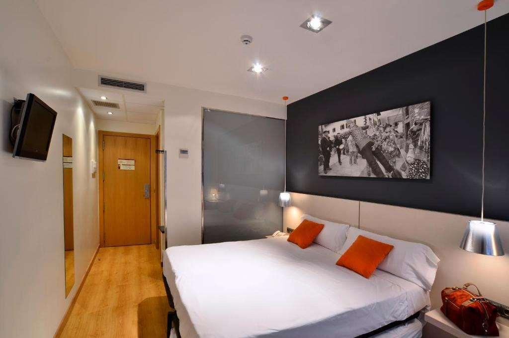 Hotel Bed4U Tudela Ruang foto